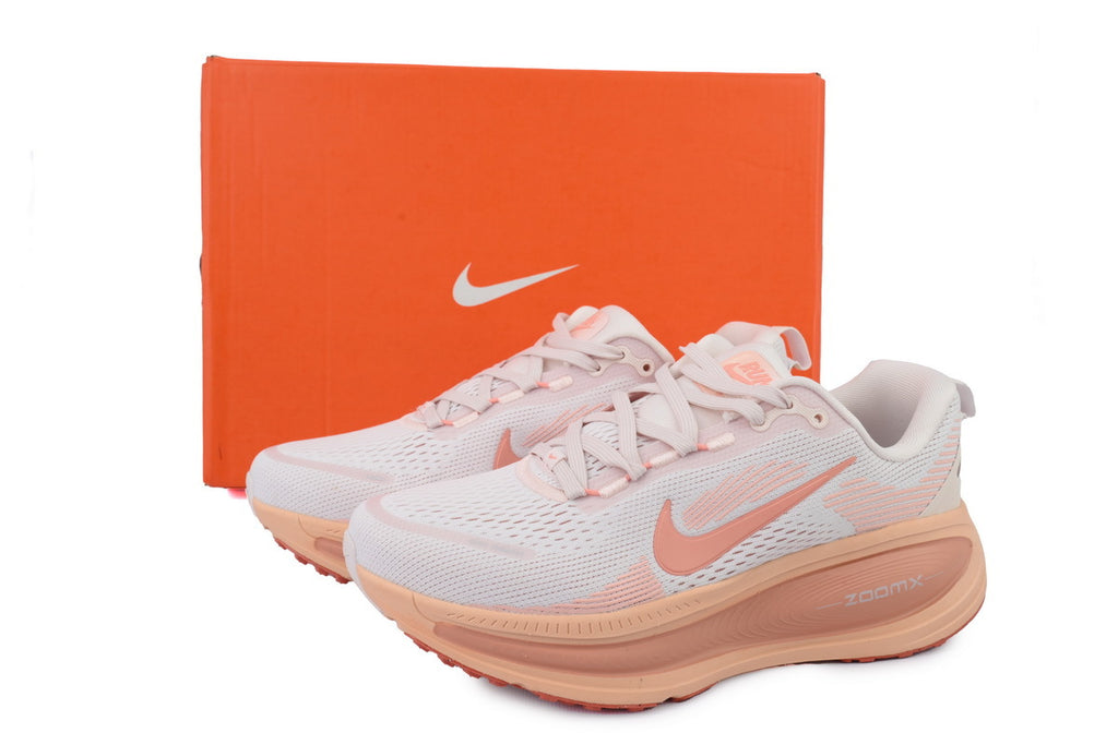 Nike Vomero 18 'Light Orange'