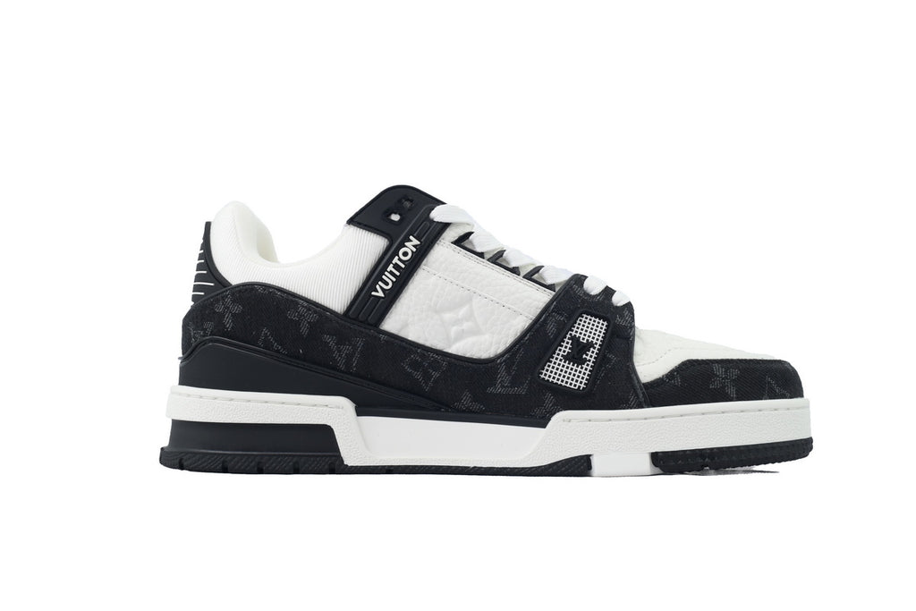 Louis Vuitton Trainer Black denim