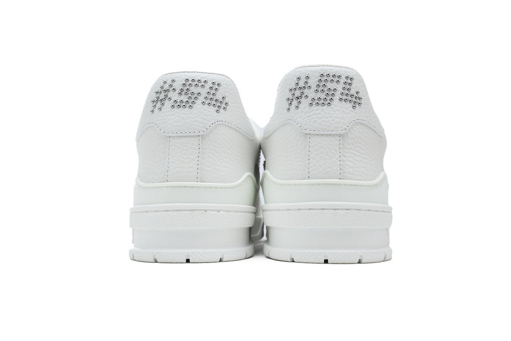 Louis Vuitton Trainer White rivets