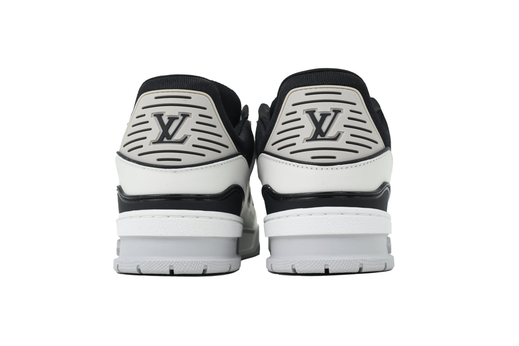 Louis Vuitton Trainer New 'Black White'