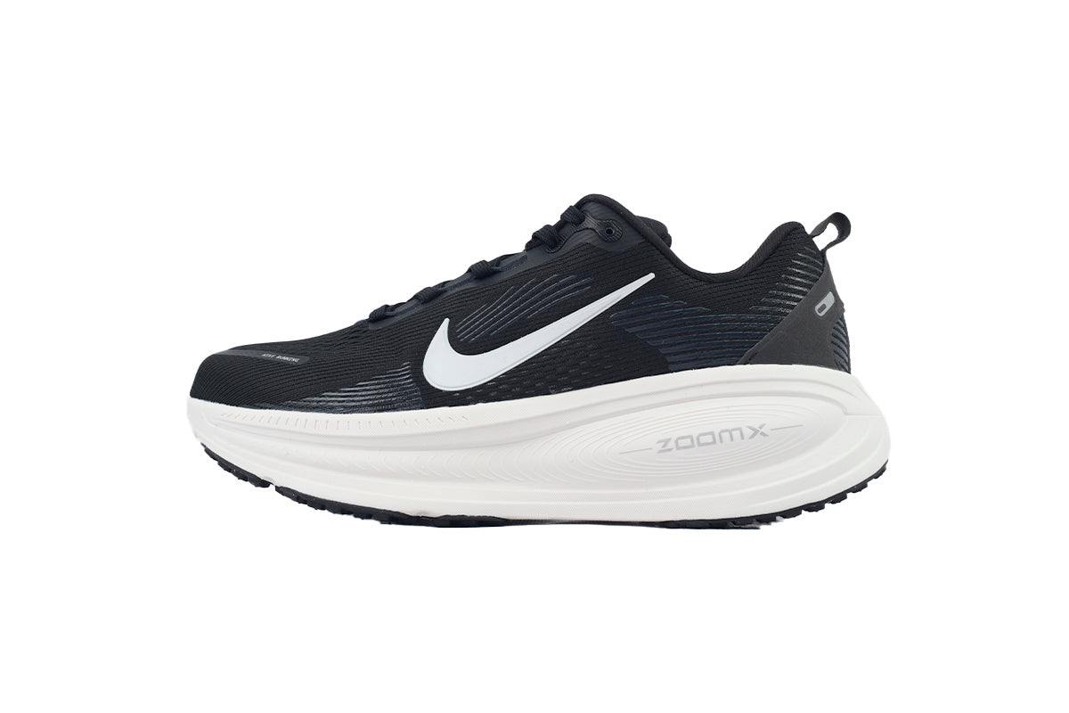 Nike Vomero 18 'Black'