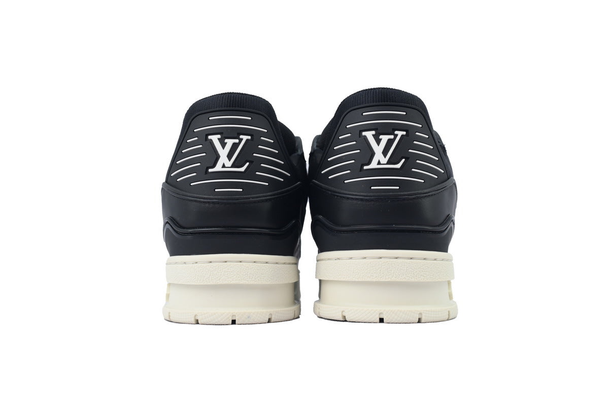 Louis Vuitton Trainer Black Skin And White Background