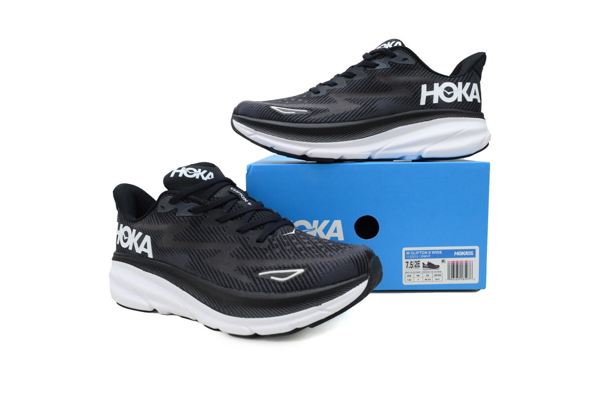 HOKA Clifton 9 2E Wide 'Black White'