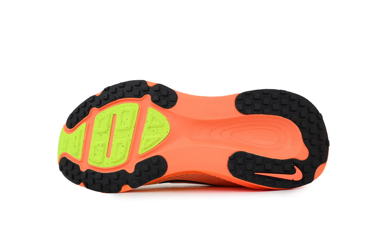 Nike Vomero 18 'Orange Chalk'