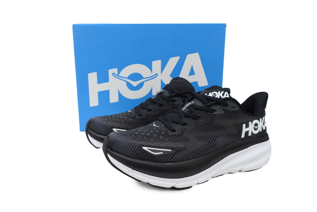 HOKA Clifton 9 2E Wide 'Black White'