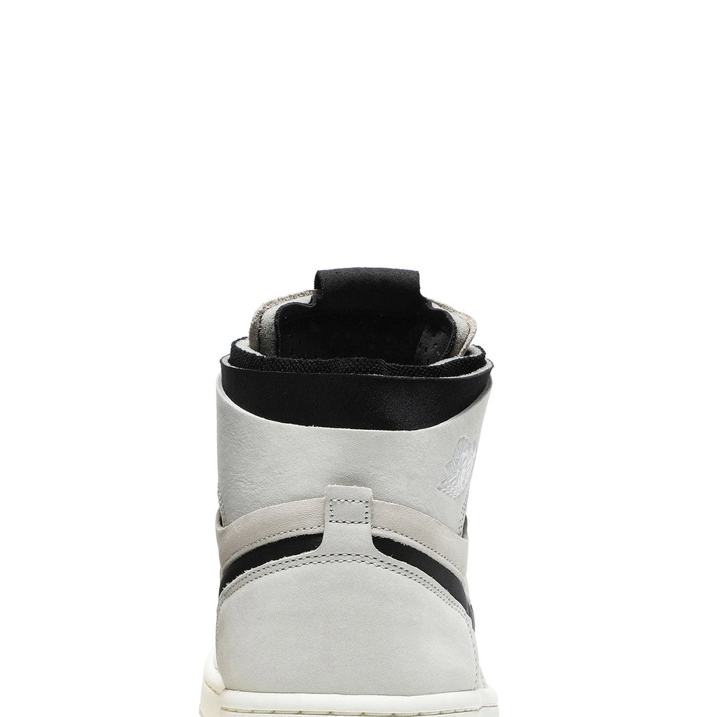air_jordan_1_high_zoom_air_cmft_summit_white_black_womens_2020_6