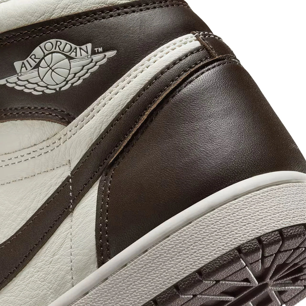 air_jordan_1_retro_high_og_light_madder_root_womens_2025_7