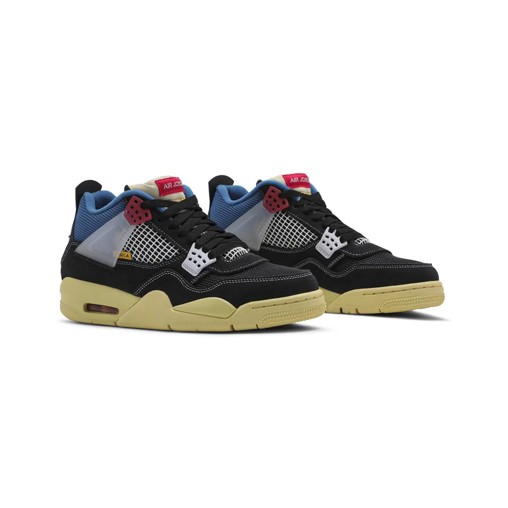 Air-Jordan-4-W-x-Union-‘Off-Noir’-2