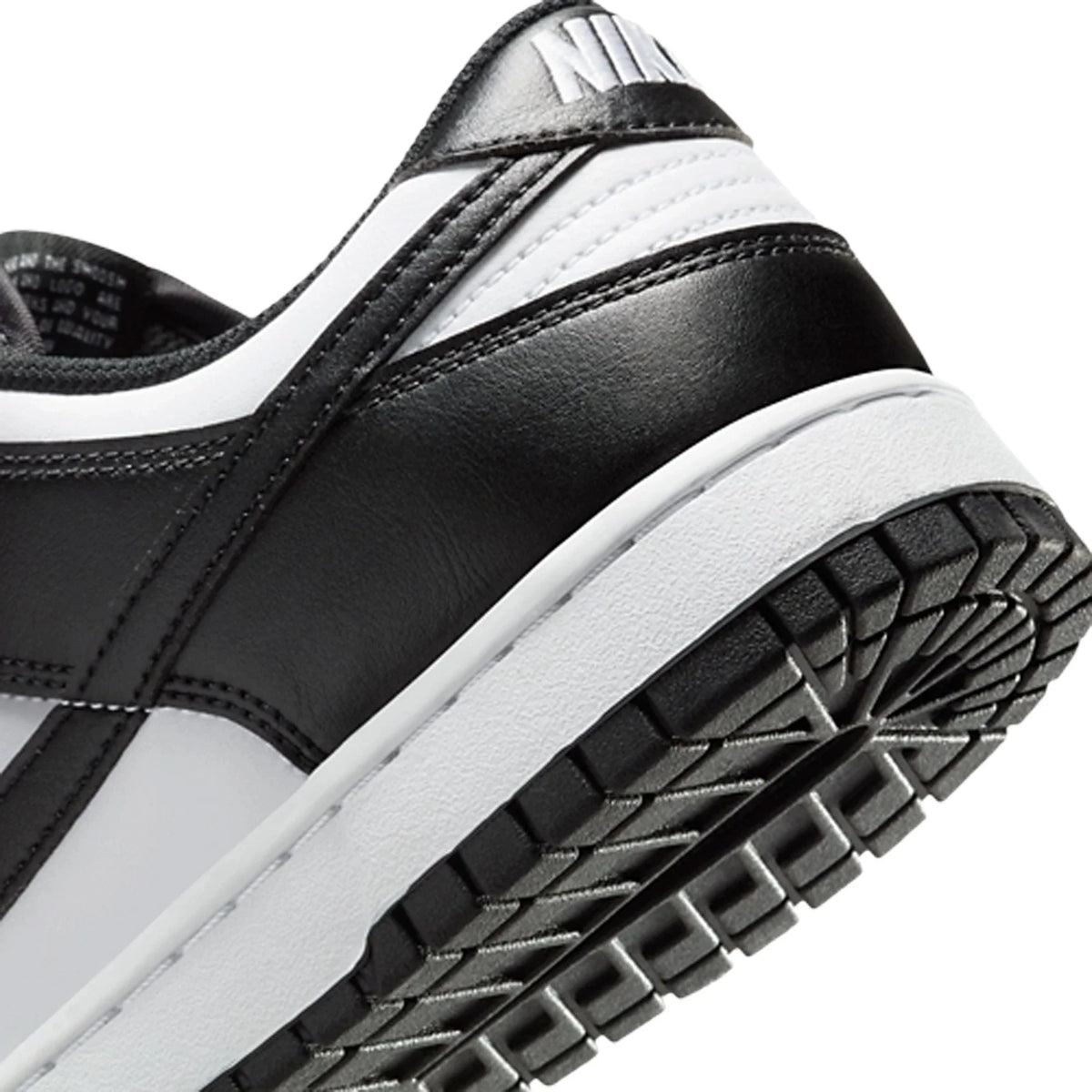 nike_dunk_low_white_black_panda_2025_7