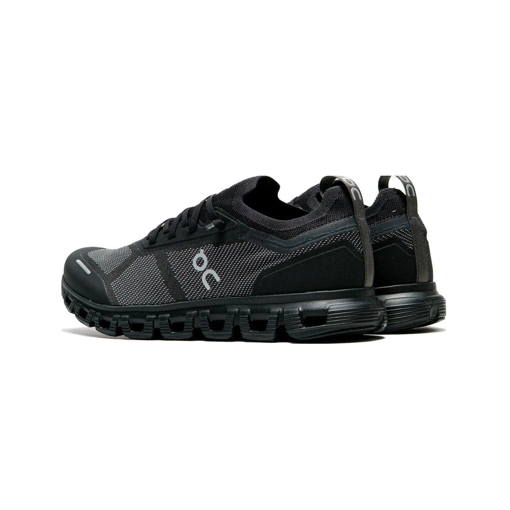 on_running_cloud_6_versa_black_eclipse_2025_6