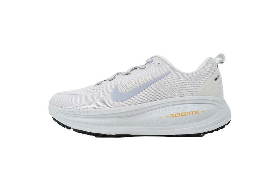 Nike Vomero 18 Grey
