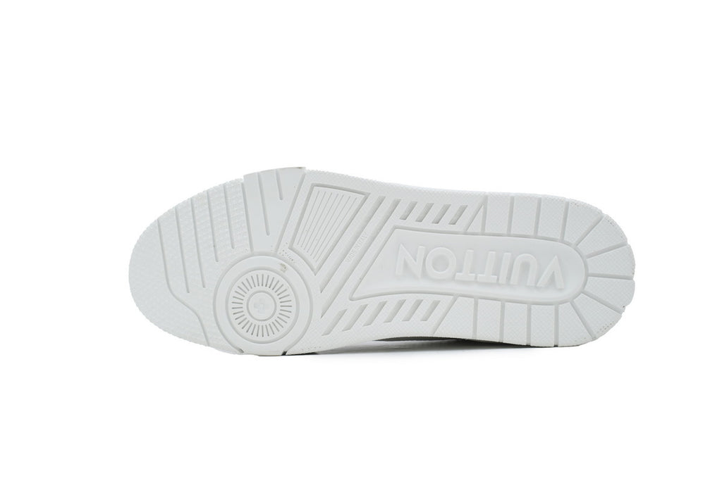 Louis Vuitton Trainer White rivets