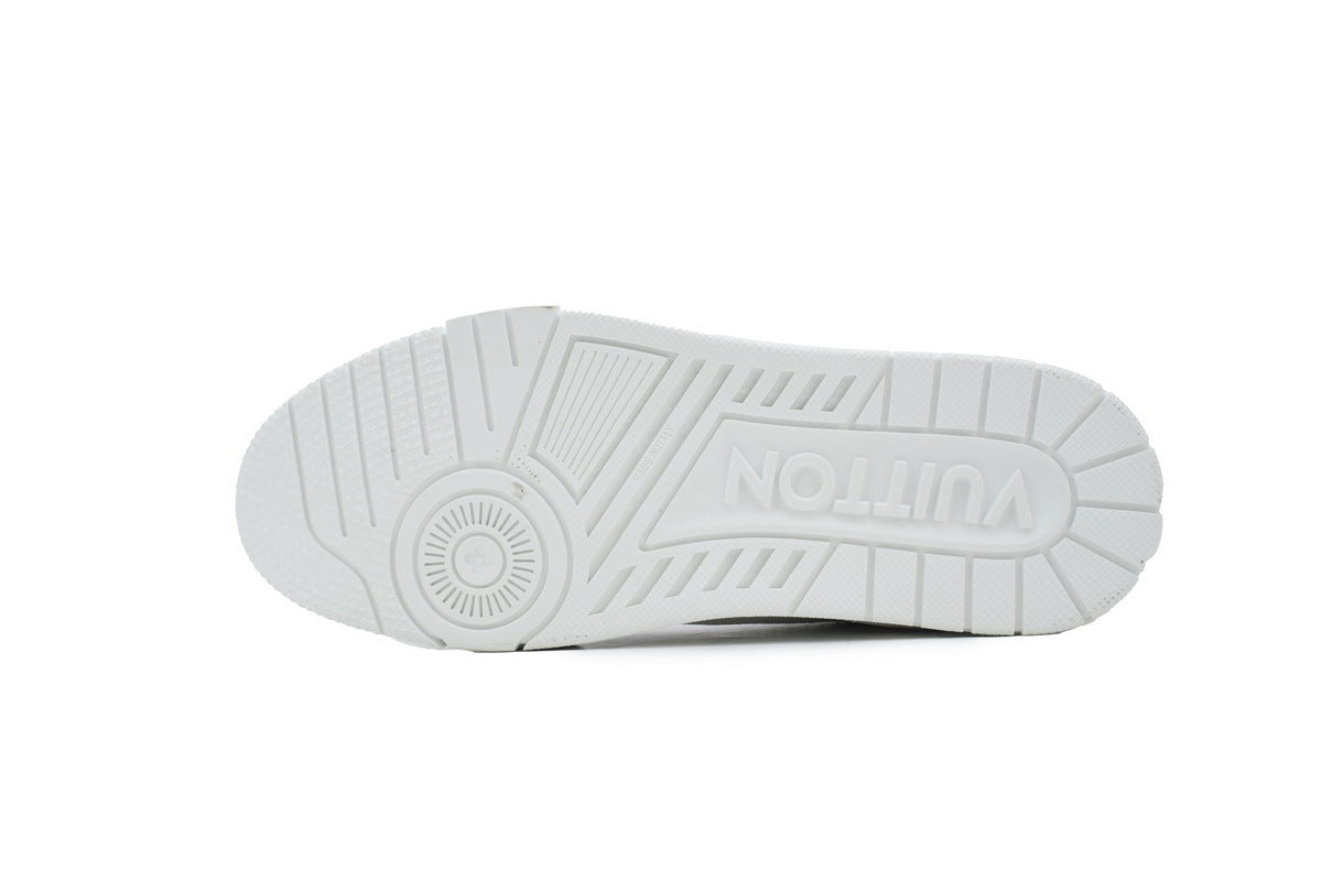 Louis Vuitton Trainer White rivets