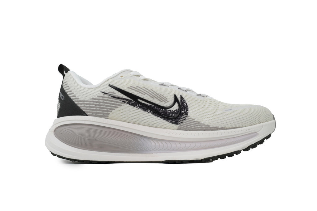 Nike Vomero 18 'Run Pack'