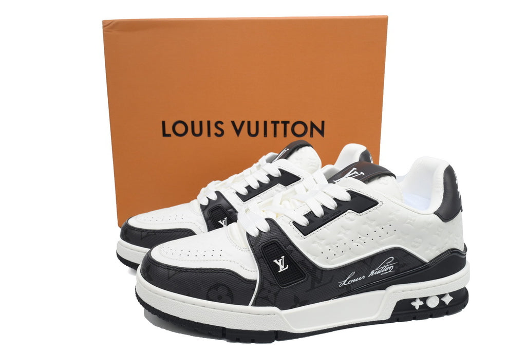 Louis Vuitton Trainer Black White