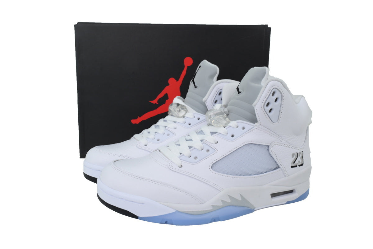 Air Jordan 5 Retro 'White Metallic' 2026