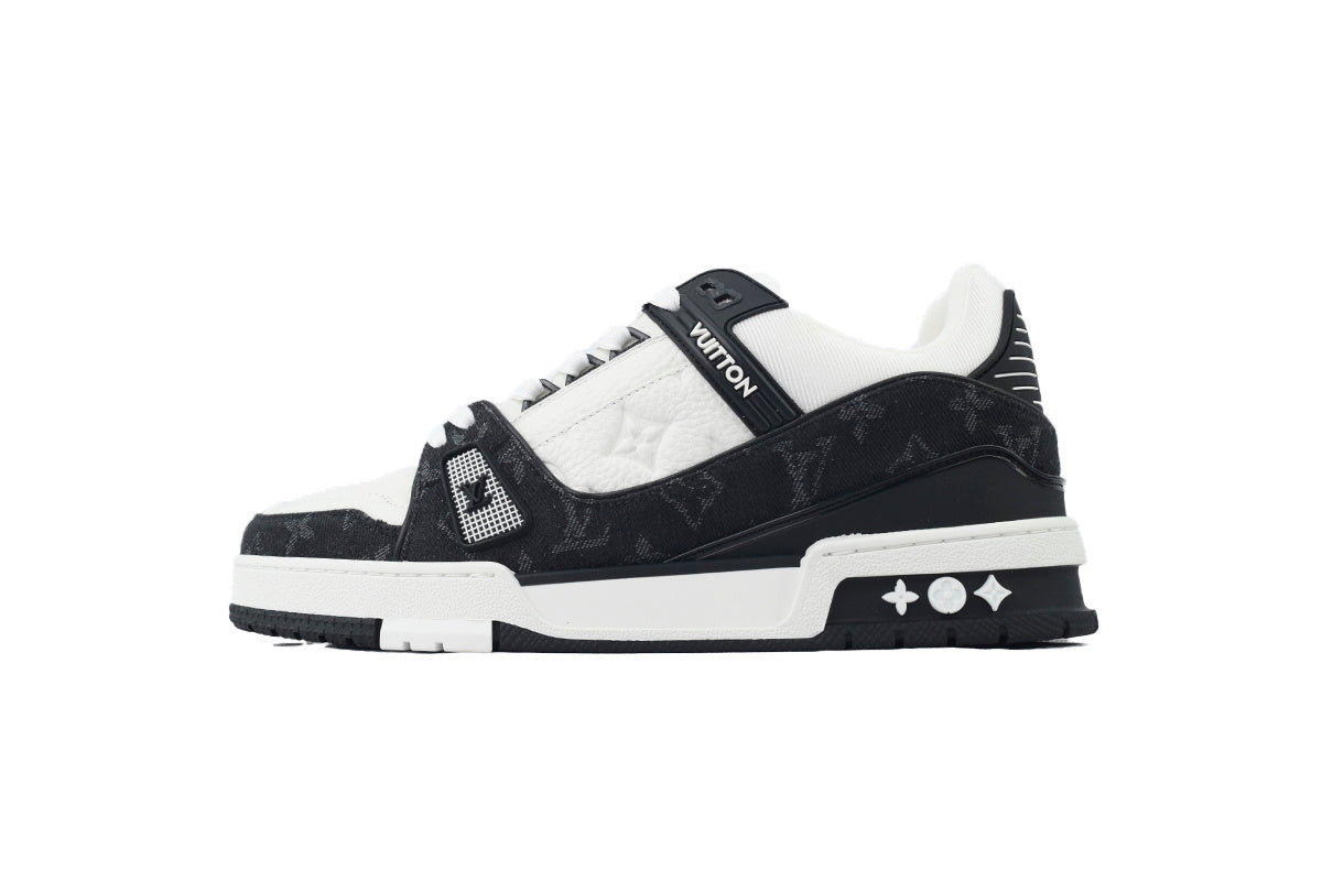 Louis Vuitton Trainer Black denim