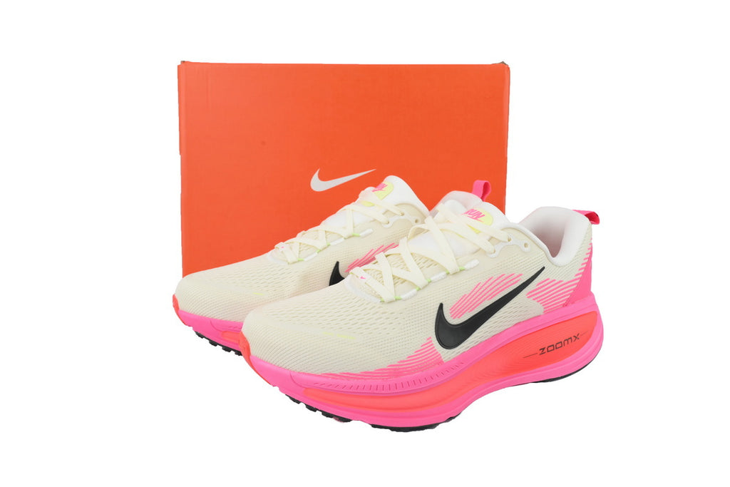 Nike Vomero 18 'Sail Hyper Pink'
