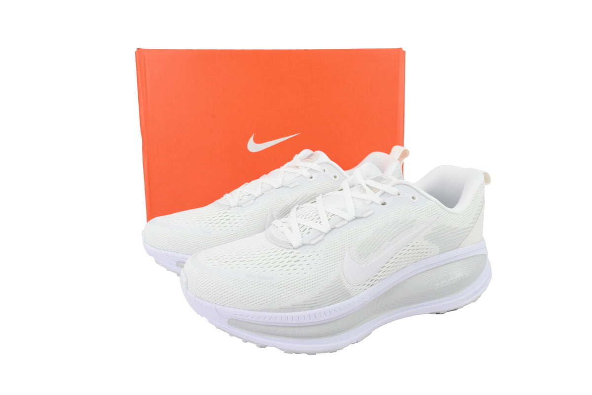 Nike Vomero 18 'White Photon Dust'